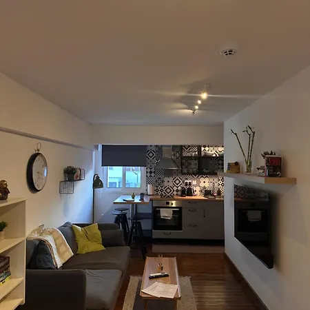 Apartament Cozzi Deluxe Oroklini
